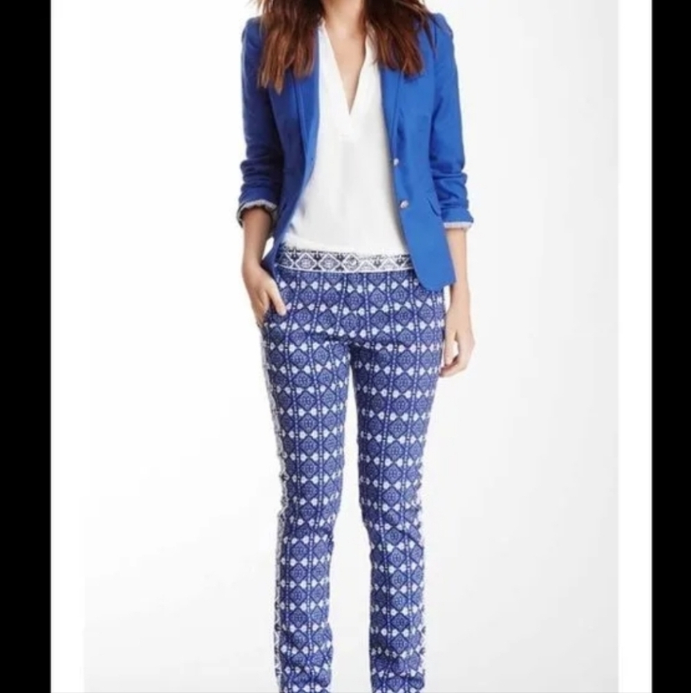 Romeo & Juliet Couture,  Women's Cotton Blue and White Pant,‎  Size Medium